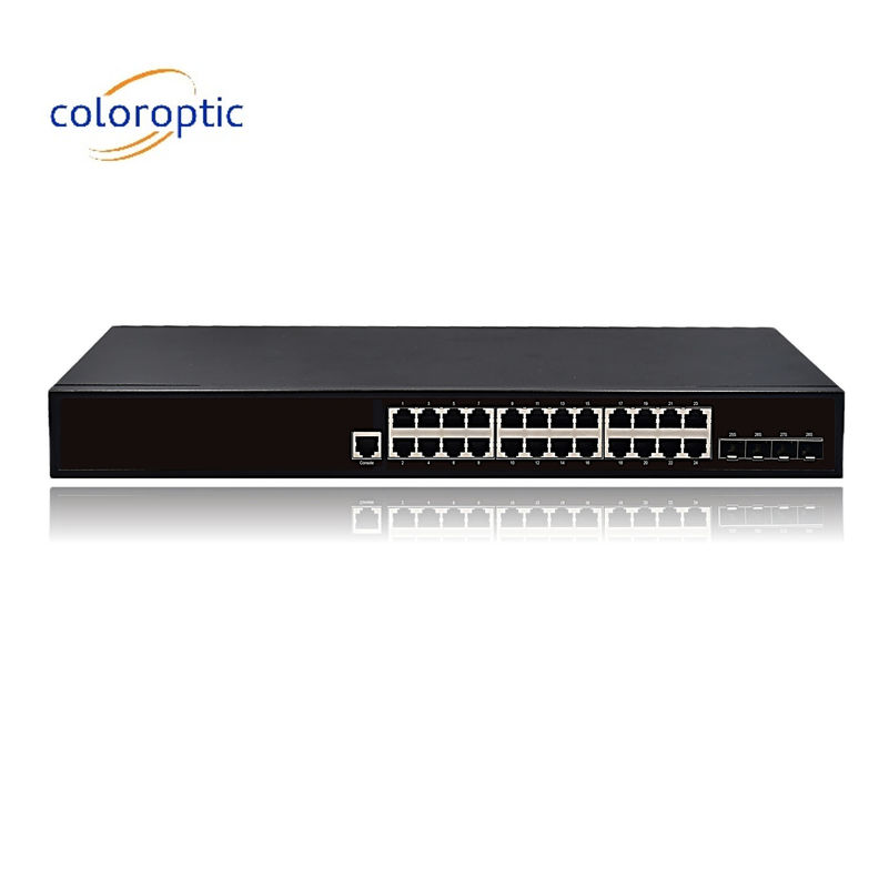 24 porte Fast Ethernet Poe Switch Plug and Play 10/100/1000M(POE) 4*10GE porte SFP